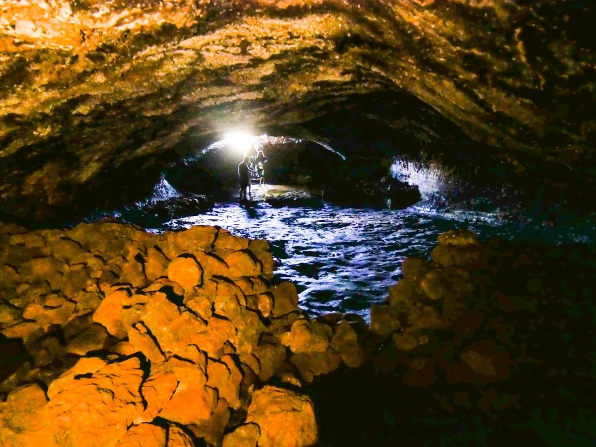 Ana Te Pora Cave